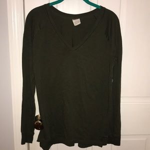 Olive green v neck long sleeve tee